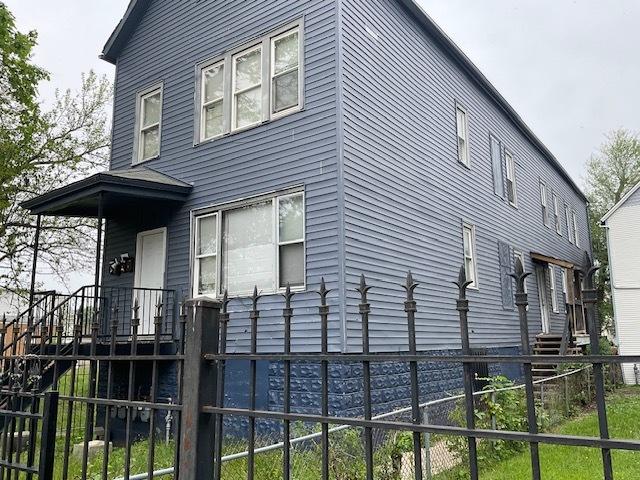 8205 S Houston Ave, Chicago, IL 60617 - view of property exterior