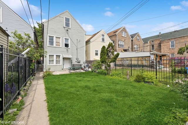 2625 S Drake Ave, Chicago, IL 60623 - back of house with a residential view