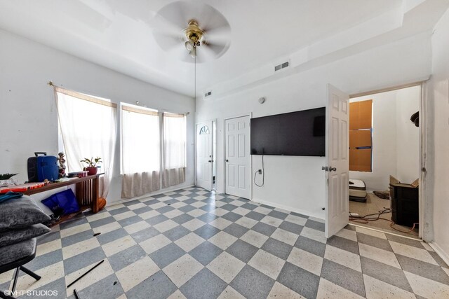 2625 S Drake Ave, Chicago, IL 60623 - office area with ceiling fan