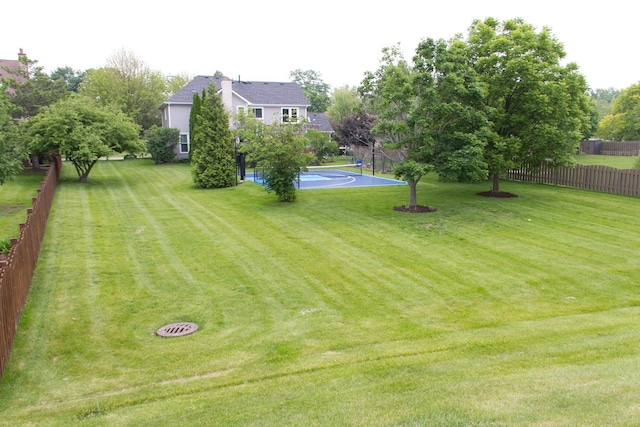 1034 Idaho St, Carol Stream, IL 60188 - view of yard with basketball hoop