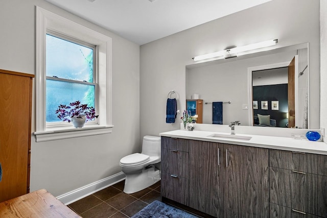4413 N Malden St Unit 2S, Chicago, IL 60640 - bathroom featuring vanity, tile patterned flooring, and connected bathroom
