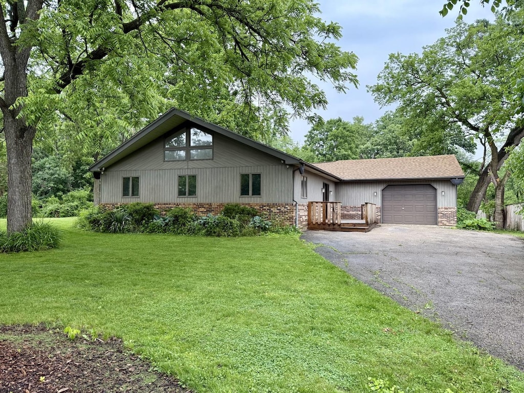 29W178 Woodland Ave, West Chicago, IL 60185 - photo 1
