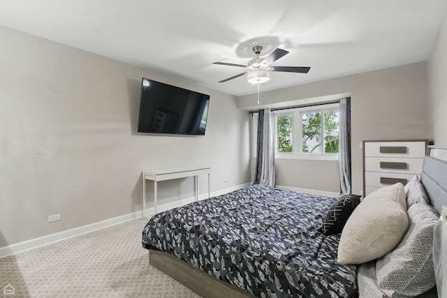 421 Pintail Ln, Deerfield, IL 60015 - carpeted bedroom with baseboards and a ceiling fan