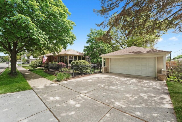 728 S Hillside Ave, Elmhurst, IL 60126 - single story home featuring a garage