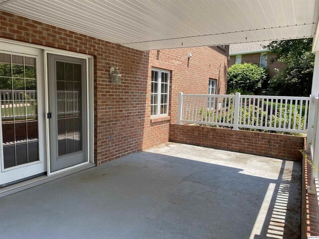 504 Donegal Dr, Quincy, IL 62305 - photo 23