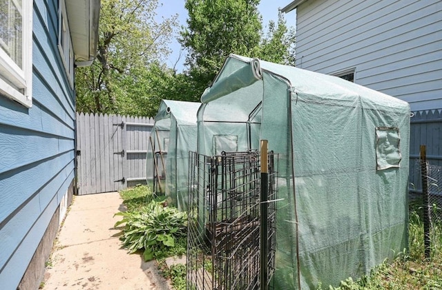3102 Edina Blvd, Zion, IL 60099 - view of property exterior with a gate