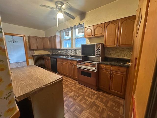 kitchen with range with electric stovetop, ceiling fan, decorative backsplash, dishwasher, and dark countertops