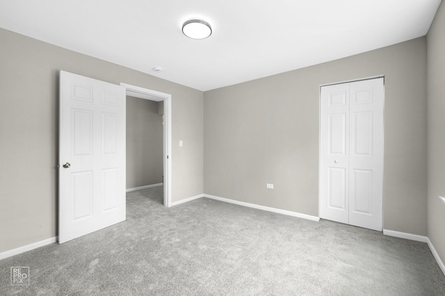13739 Kildare Ave, Crestwood, IL 60418 - unfurnished bedroom featuring carpet floors, a closet, and baseboards