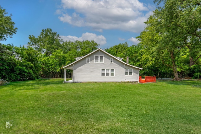 13739 Kildare Ave, Crestwood, IL 60418 - view of side of property with a lawn and a chimney