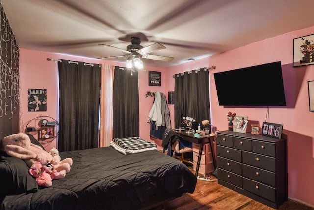 502 Short St, Cornell, IL 61319 - bedroom with wood finished floors and ceiling fan