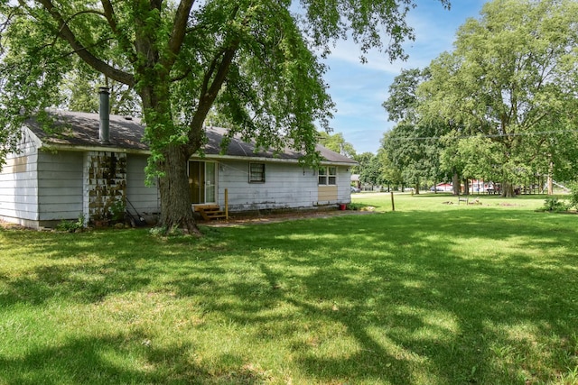 502 Short St, Cornell, IL 61319 - view of green lawn