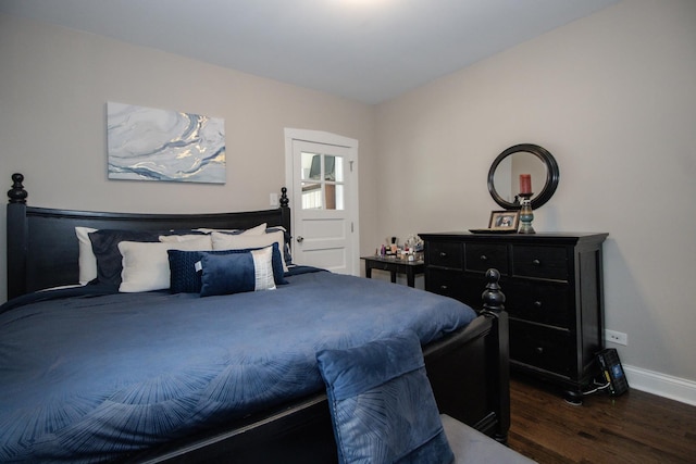 5236 W Nelson St, Chicago, IL 60641 - bedroom featuring dark wood-type flooring and baseboards