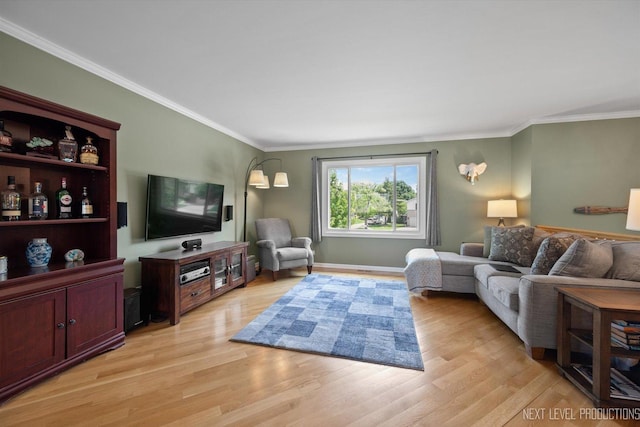 1035 Warwick Cir N, Hoffman Estates, IL 60169 - living area with light wood finished floors and ornamental molding