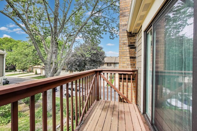 107 W Brighton Pl, Mount Prospect, IL 60056 - photo 12