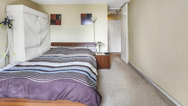 405 N Wabash Ave Unit 2809, Chicago, IL 60611 - bedroom with light carpet and baseboards