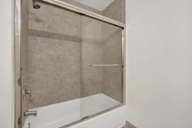 1255 S State St Unit 1704, Chicago, IL 60605 - full bath with shower / bath combination with glass door and baseboards