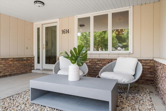 1614 Orth Dr, Wheaton, IL 60189 - view of patio / terrace