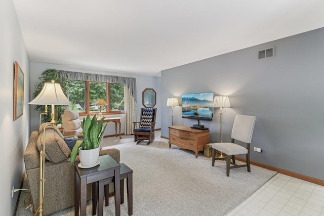 35932 N Watson Ave, Ingleside, IL 60041 - living room featuring baseboards