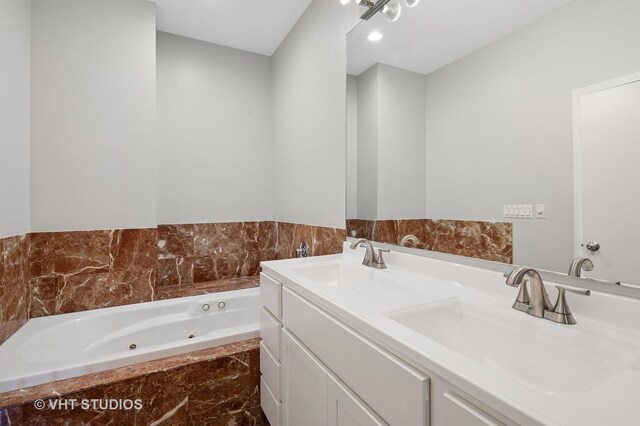 1645 W Erie St Unit 2, Chicago, IL 60622 - full bath with a jetted tub and double vanity