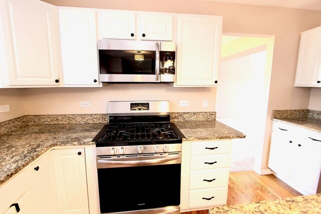 18376 W Springwood Dr, Grayslake, IL 60030 - photo 20