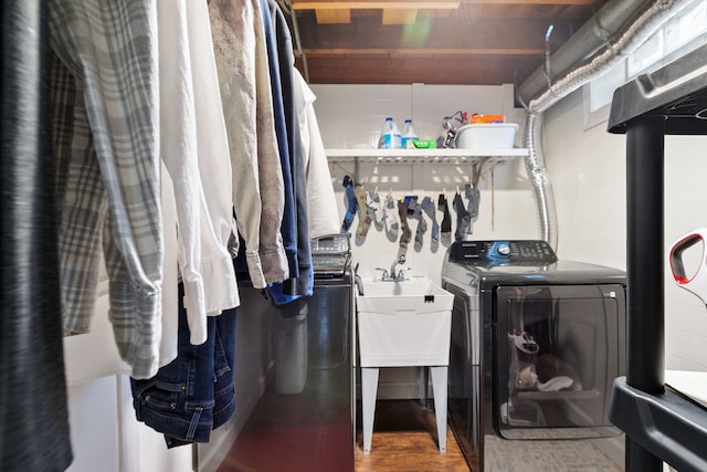 41W822 Burlington Rd, Saint Charles, IL 60175 - washroom with independent washer and dryer and wood finished floors