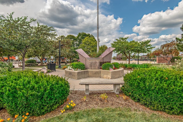 275 S Mchenry Ave, Crystal Lake, IL 60014 - view of community / neighborhood sign