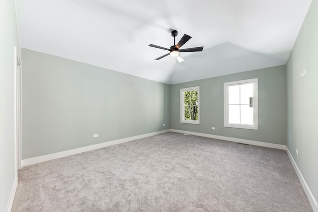 845 Tulip Ln, Naperville, IL 60540 - unfurnished room with ceiling fan, carpet flooring, vaulted ceiling, and baseboards