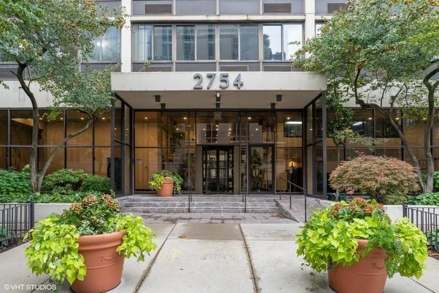 2754 N Hampden Ct Unit 2002, Chicago, IL 60614 - entrance to property
