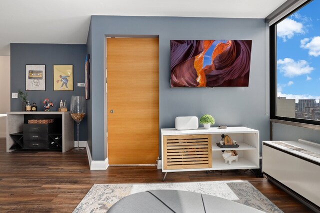 2754 N Hampden Ct Unit 2002, Chicago, IL 60614 - bedroom with wood finished floors and baseboards