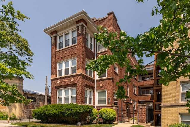 4848 W Belle Plaine Ave Unit 2R, Chicago, IL 60641 - view of property