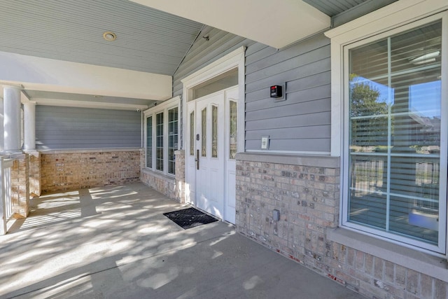 504 E Church St, Champaign, IL 61820 - view of covered porch