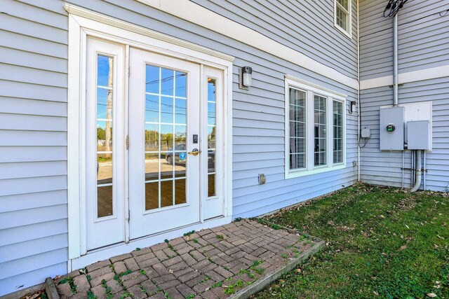 504 E Church St, Champaign, IL 61820 - property entrance featuring french doors and a patio area