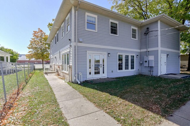 504 E Church St, Champaign, IL 61820 - view of rear view of house