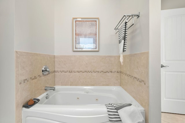 2847 N Pulaski Rd Unit 3S, Chicago, IL 60641 - bathroom featuring a tub with jets