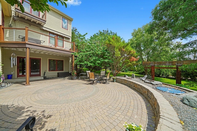25014 W Nicklaus Way, Antioch, IL 60002 - patio / terrace with outdoor dining space, a pergola, and a patio