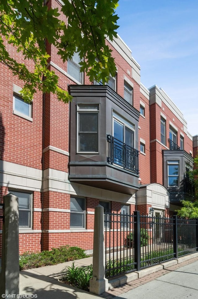 1425 S Halsted St Unit 2B, Chicago, IL 60607 - photo 1