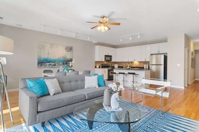 1425 S Halsted St Unit 2B, Chicago, IL 60607 - photo 4