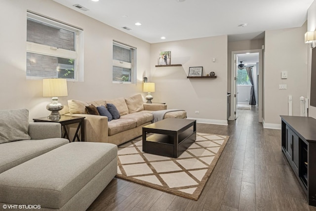 1350 W Diversey Pkwy Unit 1, Chicago, IL 60614 - living room featuring dark wood-type flooring and recessed lighting