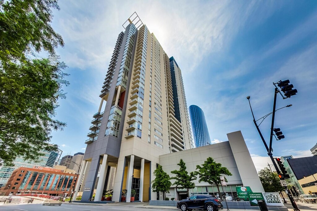 737 W Washington Blvd Unit 1804, Chicago, IL 60661 - view of building exterior