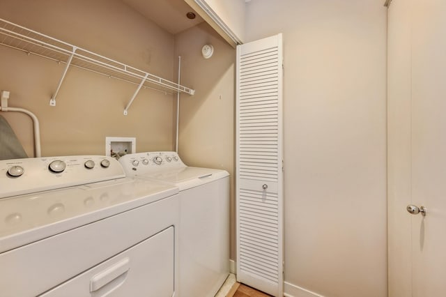 737 W Washington Blvd Unit 1804, Chicago, IL 60661 - laundry area with washer and clothes dryer