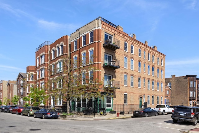 1322 W Huron St Unit 4N, Chicago, IL 60642 - view of apartment building / complex
