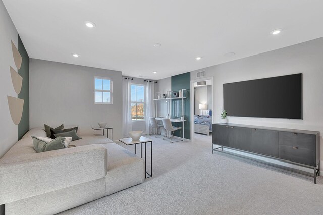425 Freedlund Ct, Batavia, IL 60510 - carpeted living room featuring recessed lighting