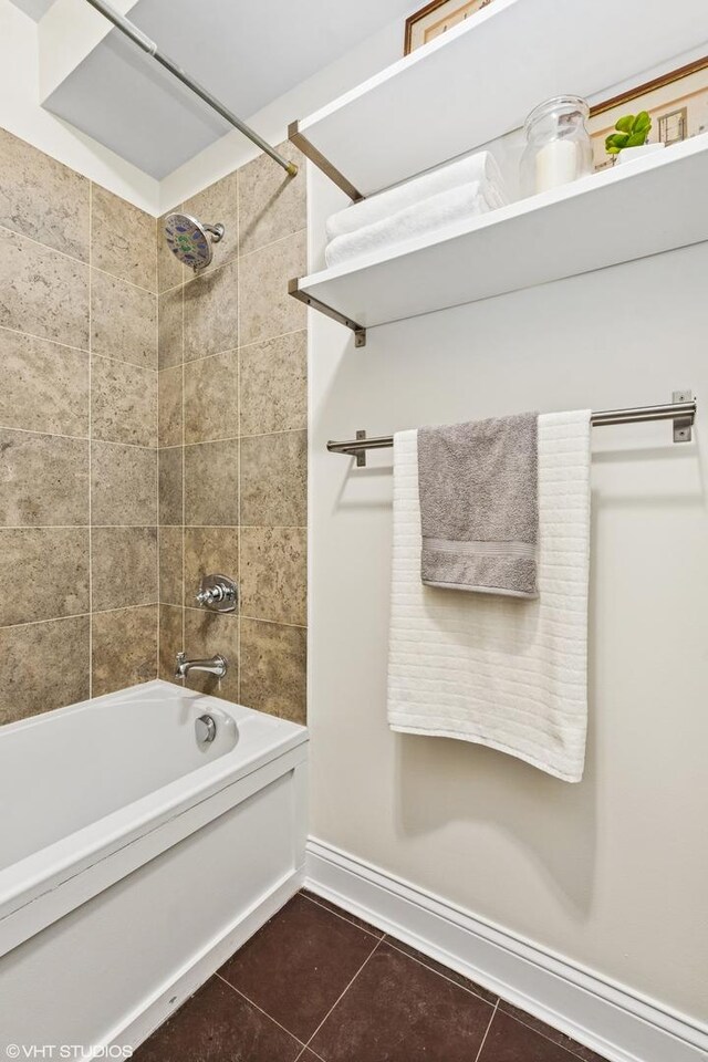 5359 N Paulina St Unit 2, Chicago, IL 60640 - bathroom featuring tile patterned floors and shower / bathtub combination