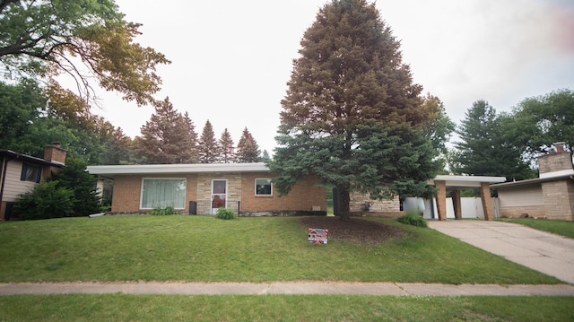 1104 Beech Dr, Dixon, IL 61021 - photo 1