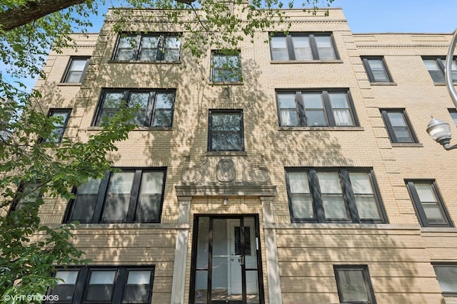 3414 N Racine Ave Unit 2, Chicago, IL 60657 - view of building exterior