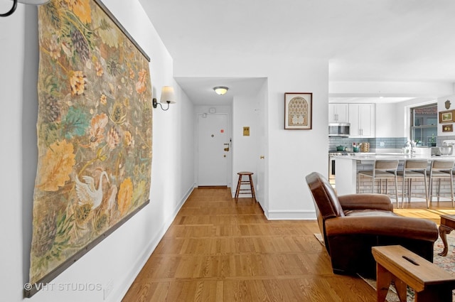 1585 Ridge Ave Unit 110, Evanston, IL 60201 - corridor featuring baseboards