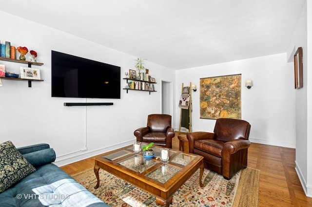1585 Ridge Ave Unit 110, Evanston, IL 60201 - living room with wood finished floors and baseboards