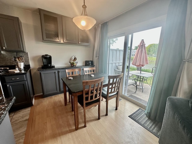 1110 Hampton Hbr Unit 1110, Schaumburg, IL 60193 - dining space with light wood finished floors