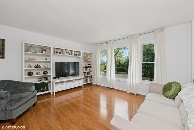 505 Crest Dr, Cary, IL 60013 - living area with hardwood / wood-style floors