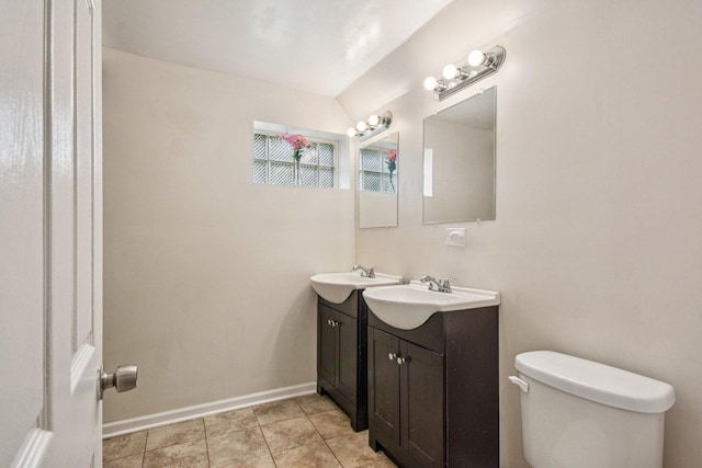 17852 Walter St, Lansing, IL 60438 - bathroom with toilet and double vanity